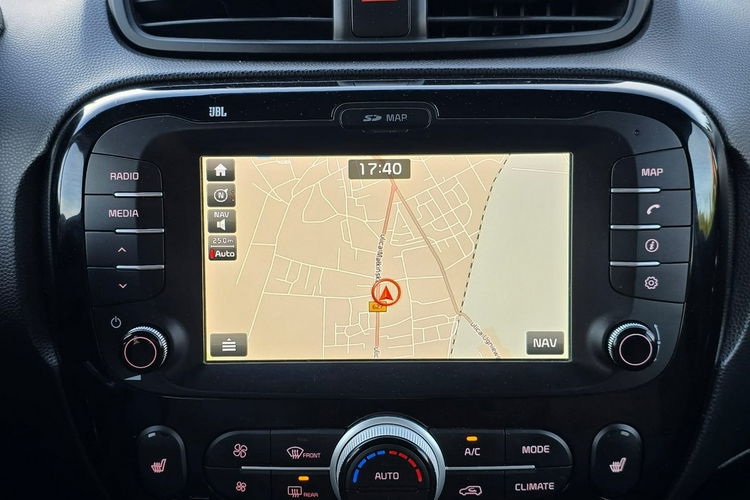 Soul Kia Soul II 1.6 Diesel Automat CRDI Automatik Dream Team Edition zdjęcie 26