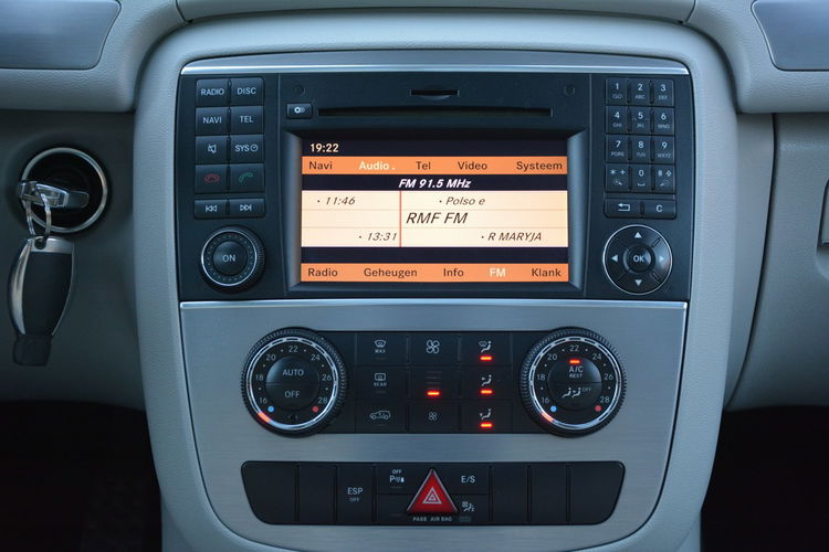 R 350 Mercedes-Benz Klasa R 3.0 Diesel 190KM 300 CDI 7G-TRONIC DPF zdjęcie 34