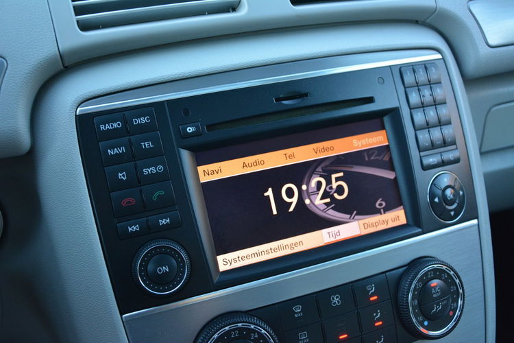 R 350 Mercedes-Benz Klasa R 3.0 Diesel 190KM 300 CDI 7G-TRONIC DPF zdjęcie 40