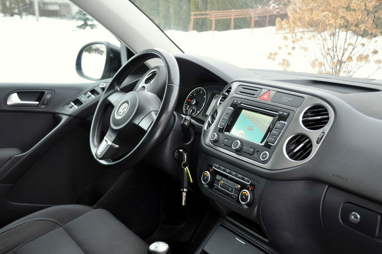 Volkswagen Tiguan 2.0TDI(140KM) Team Navi Welur Chrom Parkt Asistanse Reling Alu18"ASO zdjęcie 18