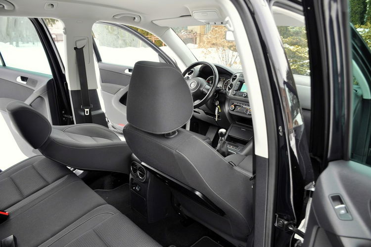 Volkswagen Tiguan 2.0TDI(140KM) Team Navi Welur Chrom Parkt Asistanse Reling Alu18"ASO zdjęcie 23