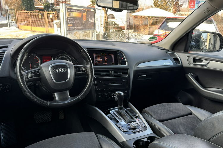 Audi Q5 3.0TDI 240KM 4x4 S Line Skóry Bi xenon Navi MMI Grzane fotele HAK zdjęcie 11