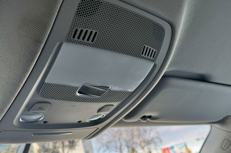 Audi Q5 3.0TDI 240KM 4x4 S Line Skóry Bi xenon Navi MMI Grzane fotele HAK zdjęcie 18