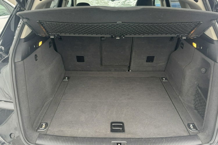 Audi Q5 3.0TDI 240KM 4x4 S Line Skóry Bi xenon Navi MMI Grzane fotele HAK zdjęcie 25