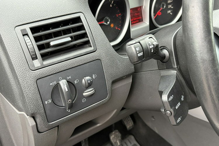 Ford Kuga 12r. 2.0 TDCI 4x4 klimatronik z Niemiec zdjęcie 14