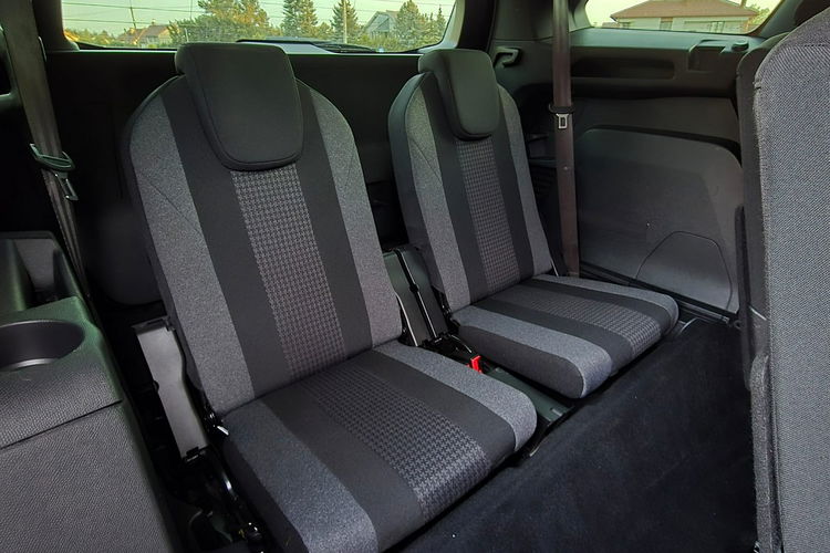 5008 Peugeot 5008 II 1.2 Benzyna, 130KM, 7 foteli, Serwis, 2 klucze zdjęcie 20