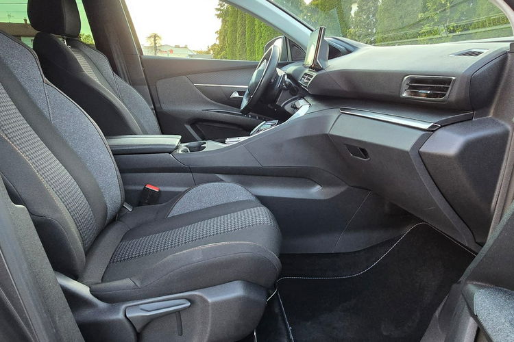 5008 Peugeot 5008 II 1.2 Benzyna, 130KM, 7 foteli, Serwis, 2 klucze zdjęcie 24