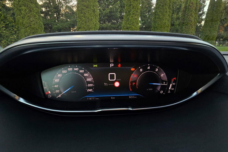 5008 Peugeot 5008 II 1.2 Benzyna, 130KM, 7 foteli, Serwis, 2 klucze zdjęcie 35