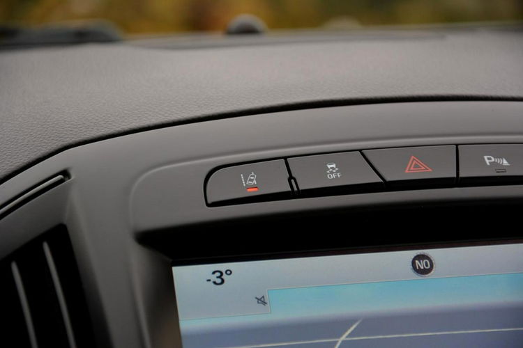 Opel Insignia Lift bi-Xenon Led Navi Kamera FrontAsist Asyst. Pasa BLIS Alu18' ASO zdjęcie 29