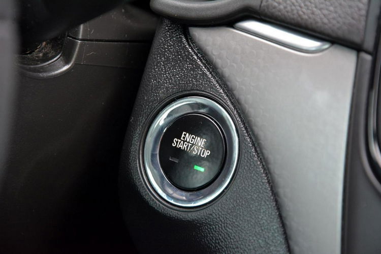 Opel Insignia Lift bi-Xenon Led Navi Kamera FrontAsist Asyst. Pasa BLIS Alu18' ASO zdjęcie 34