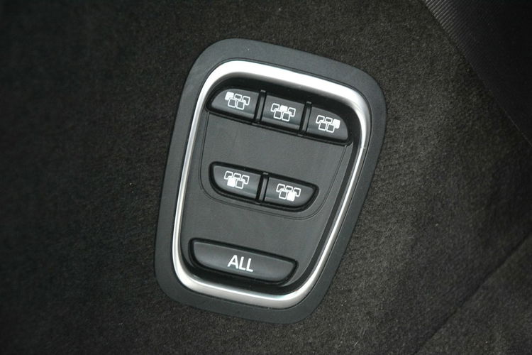 Espace Renault Espace V 1.6 Diesel 160KM Automat Initiale Paris 7 foteli zdjęcie 18