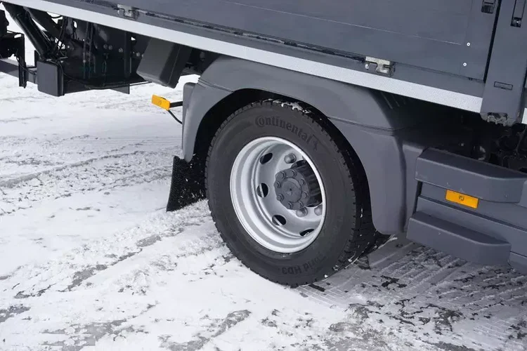 Mercedes / ATEGO / 1221 / ACC / E 6 / BURTOFIRANKA + WINDA / 17 PALET zdjęcie 19