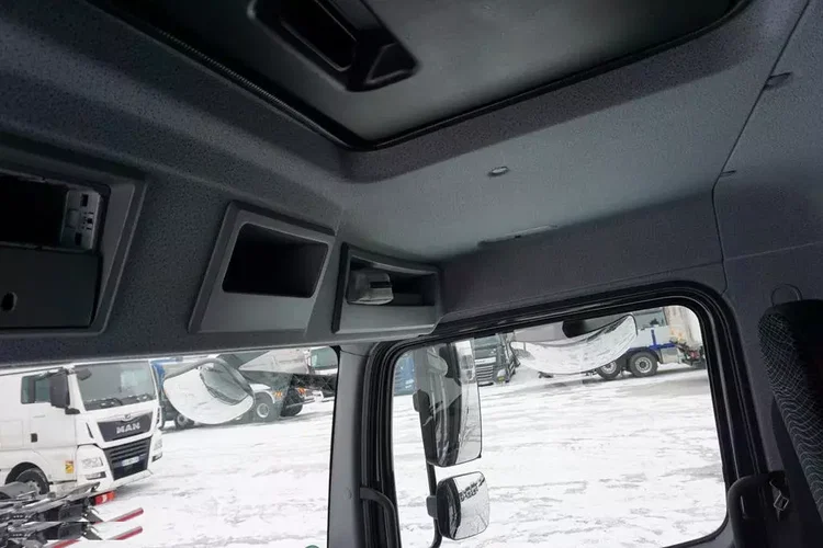 Mercedes / ATEGO / 1221 / ACC / E 6 / BURTOFIRANKA + WINDA / 17 PALET zdjęcie 38