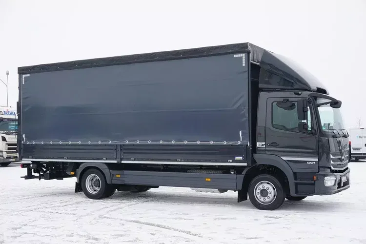 Mercedes / ATEGO / 1221 / ACC / E 6 / BURTOFIRANKA + WINDA / 17 PALET zdjęcie 4