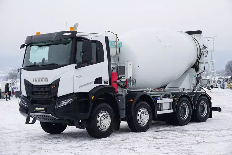 Iveco X-WAY / 400 / E 6 / BETONOMIESZARKA 9 M3 / 8 X 4 / zdjęcie 2