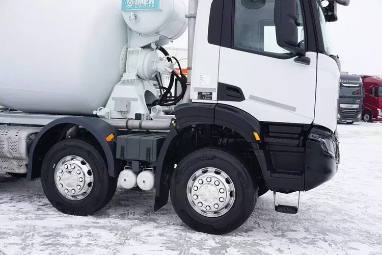 Iveco X-WAY / 400 / E 6 / BETONOMIESZARKA 9 M3 / 8 X 4 / zdjęcie 32