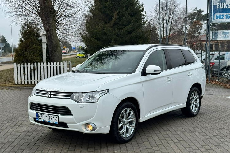 Mitsubishi Outlander Hybryda PLUG-IN BDB stan zdjęcie 1