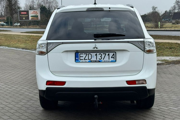 Mitsubishi Outlander Hybryda PLUG-IN BDB stan zdjęcie 13