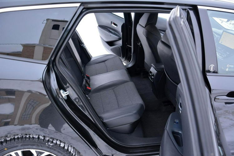 Toyota Corolla Lift FullLed RadarAcc BLIS As.Pasa Navi Kamera KeylessGo Aso Alu17" zdjęcie 16