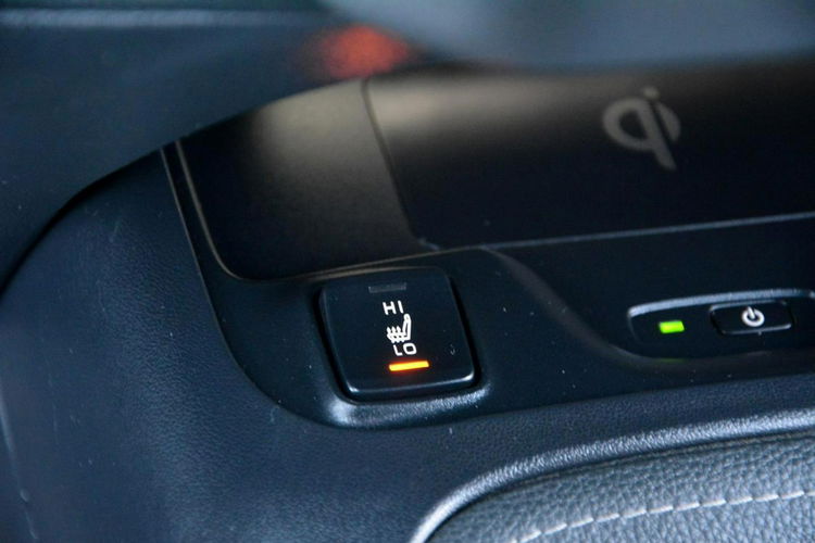 Toyota Corolla Lift FullLed RadarAcc BLIS As.Pasa Navi Kamera KeylessGo Aso Alu17" zdjęcie 30