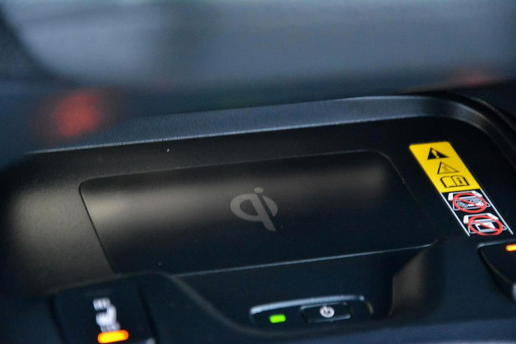 Toyota Corolla Lift FullLed RadarAcc BLIS As.Pasa Navi Kamera KeylessGo Aso Alu17" zdjęcie 31