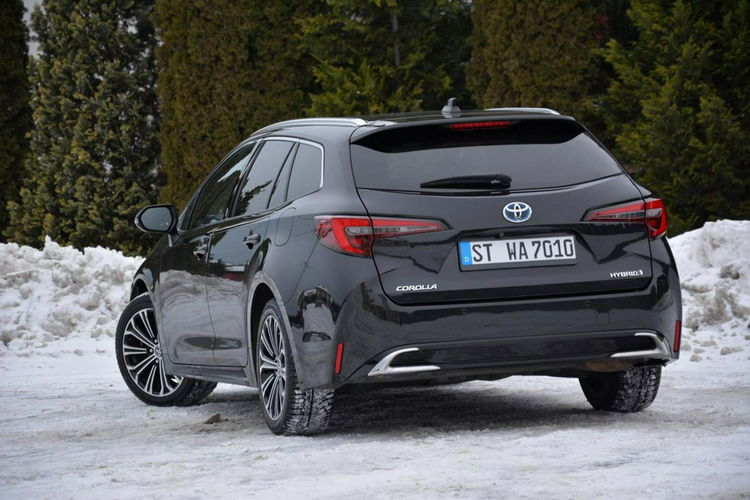 Toyota Corolla Lift FullLed RadarAcc BLIS As.Pasa Navi Kamera KeylessGo Aso Alu17" zdjęcie 6