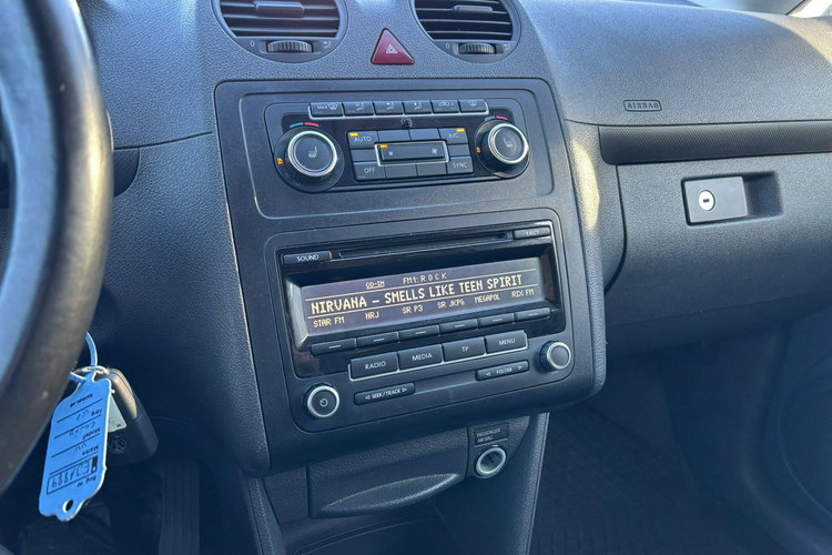 Volkswagen Caddy MAXI 2.0 109KM MPI EcoFuel /2015 r /90 ty Przebiegu/Nowa GAZ/ LPG zdjęcie 14