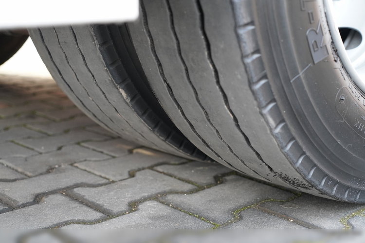 Wecon / PRZYCZEPA - 7.7 M / TANDEM / PRZEJAZDOWA  / SAF / 2023 ROK zdjęcie 22