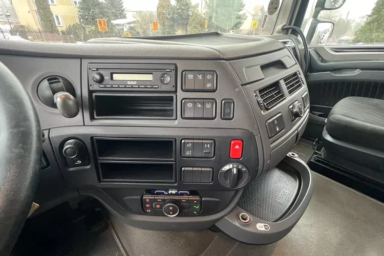 DAF XF 106.480 / SC / E6 / STANDARD / RETARDER / SPROWADZONY / DUŻY WYBÓR zdjęcie 13