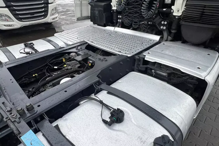 DAF XF 106.480 / SC / E6 / STANDARD / RETARDER / SPROWADZONY / DUŻY WYBÓR zdjęcie 10