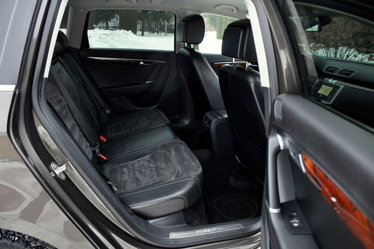 Volkswagen Passat 2.0TDI(140KM) Duża Navi Klimatronik El.Fotel Skóry Reling Alu17"ASO VW zdjęcie 19