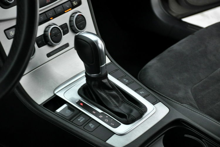 Volkswagen Passat 2.0TDI(140KM) Duża Navi Klimatronik El.Fotel Skóry Reling Alu17"ASO VW zdjęcie 35