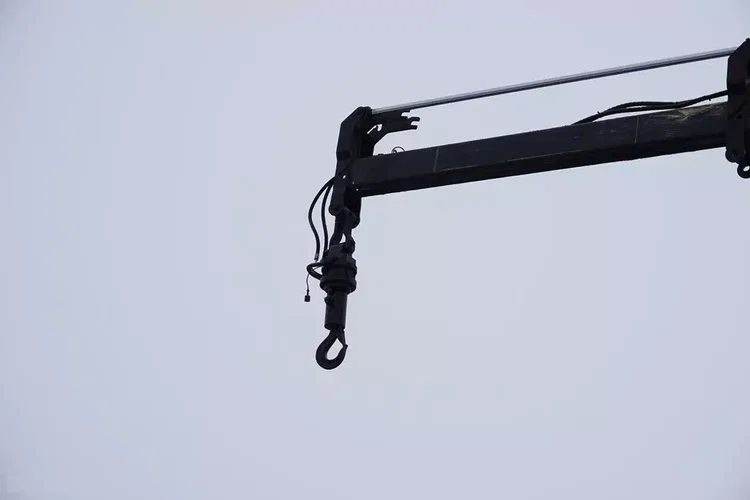 Iveco EUROCARGO / 180E30 / SKRZYNIOWY + HDS + WINDA / HYVA 911 / ROTATOR / PILOT zdjęcie 23