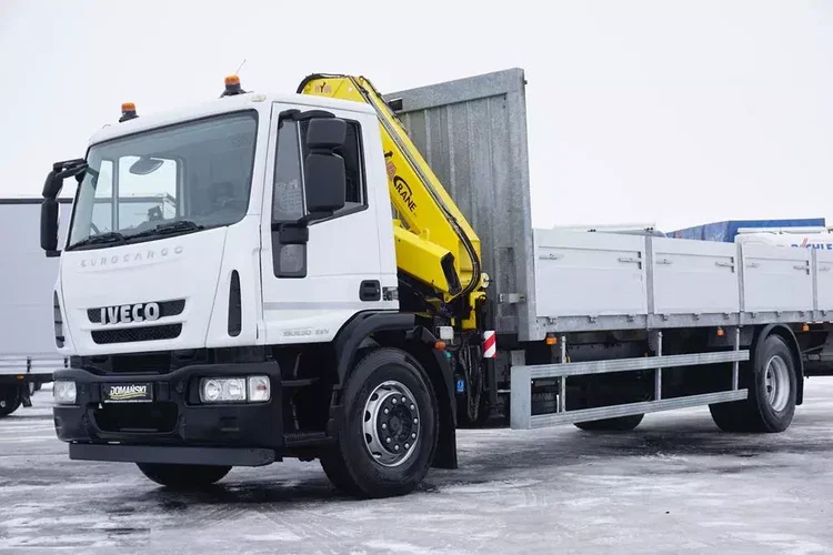 Iveco EUROCARGO / 180E30 / SKRZYNIOWY + HDS + WINDA / HYVA 911 / ROTATOR / PILOT zdjęcie 27