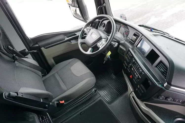 MAN TGX / 18.470 / E 6 / GM / ZESTAW PRZEJAZDOWY 120 M3 / ŁAD. 14 815 KG / RETARDER zdjęcie 13