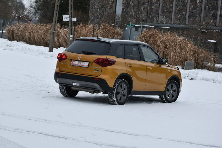 Suzuki Vitara 1.5 Hybrid 117KM AUTOMAT 2022r. Polski SALON Kamera LED Climatronic zdjęcie 25