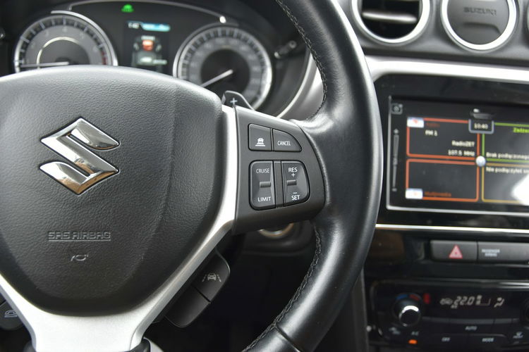 Suzuki Vitara 1.5 Hybrid 117KM AUTOMAT 2022r. Polski SALON Kamera LED Climatronic zdjęcie 31