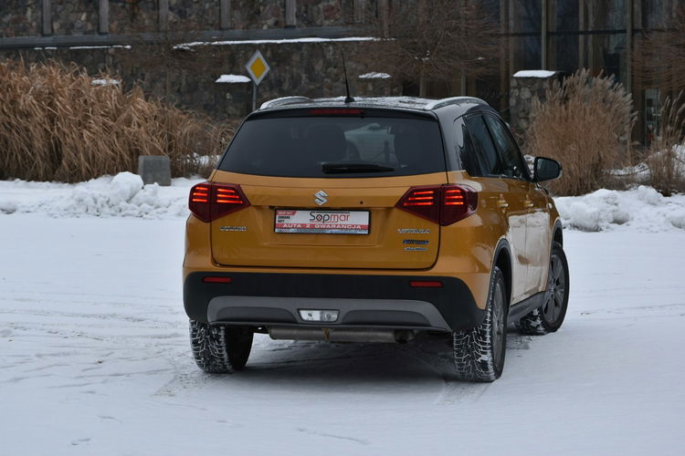 Suzuki Vitara 1.5 Hybrid 117KM AUTOMAT 2022r. Polski SALON Kamera LED Climatronic zdjęcie 6