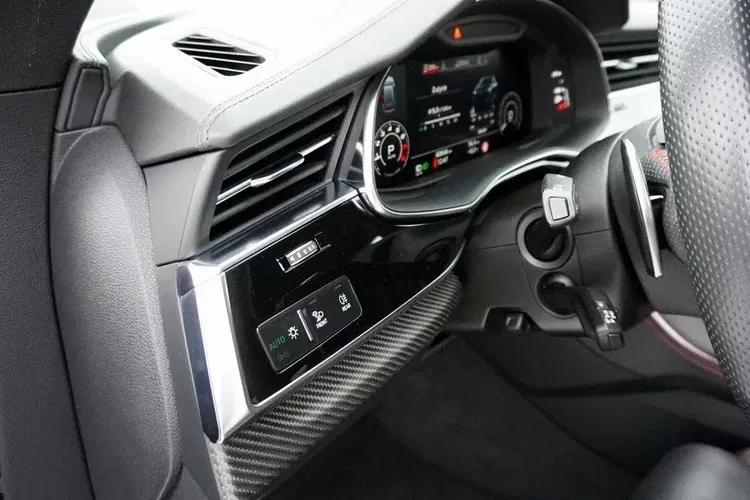Audi rs-q8 zdjęcie 15