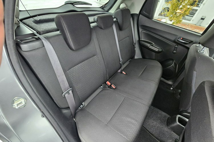 Suzuki Swift Grzane fotele, tempomat, kamera zdjęcie 12