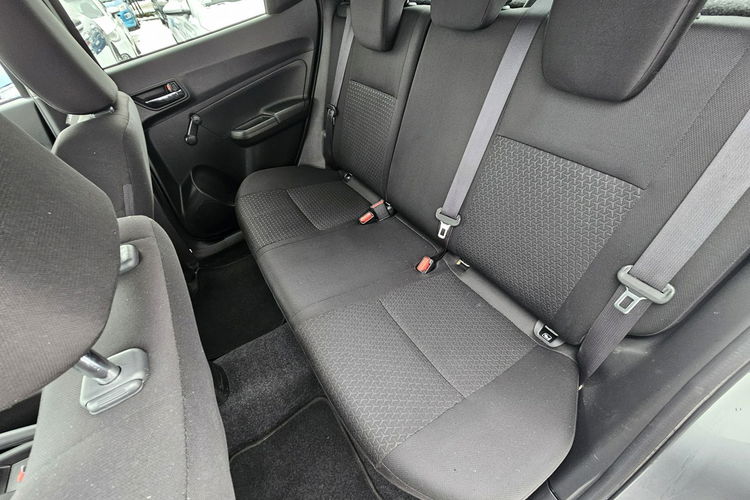 Suzuki Swift Grzane fotele, tempomat, kamera zdjęcie 13