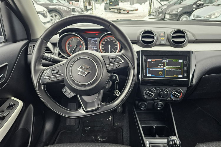 Suzuki Swift Grzane fotele, tempomat, kamera zdjęcie 15