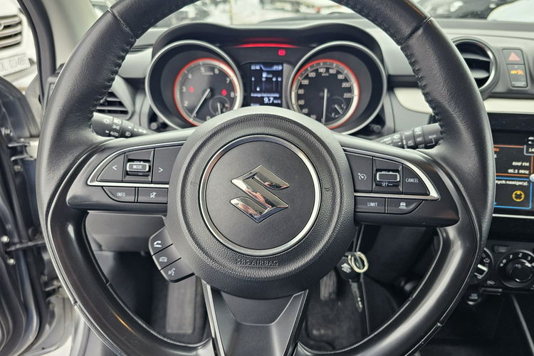 Suzuki Swift Grzane fotele, tempomat, kamera zdjęcie 23