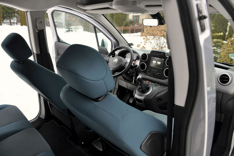 Citroen Berlingo 1.6HDI(99KM) 93tyś.km Lift Led CarPlay 2xParktronik Klima I Wł ASO zdjęcie 24