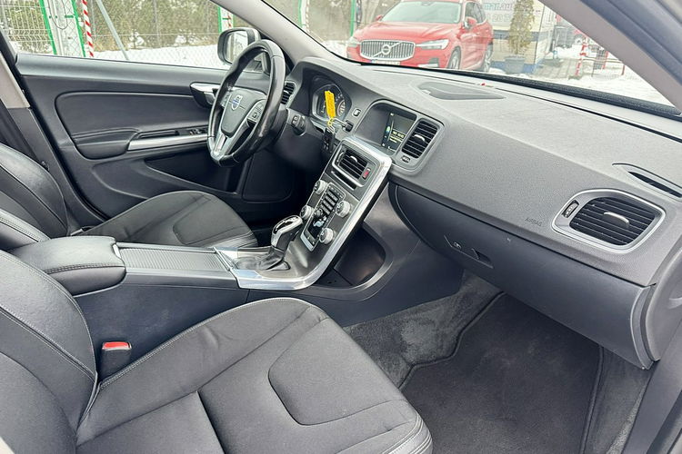 Volvo V60 Navi PDC Climatronic Gwarancja zdjęcie 11