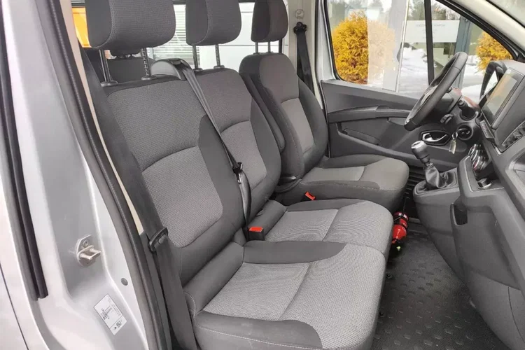 Renault Trafic zdjęcie 17