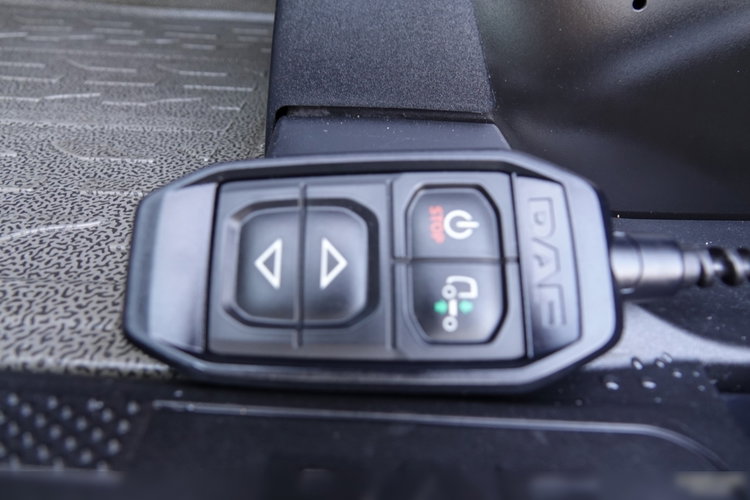 DAF XF 480 / SPACE CAB / KLIMA POSTOJOWA / 500 tys km / SPROWADZONY / zdjęcie 19