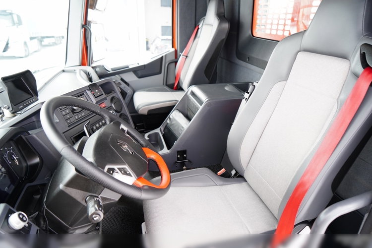 Renault C 430 / 6x4 / SKRZYNIOWY 6.2 M + HDS HIAB X-DUO 188 / WYSÓW 15 M / STEROWANIE RADIOWE / WIDŁY / ROTATOR  zdjęcie 159