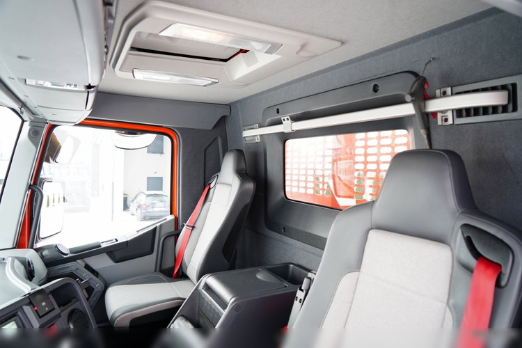 Renault C 430 / 6x4 / SKRZYNIOWY 6.2 M + HDS HIAB X-DUO 188 / WYSÓW 15 M / STEROWANIE RADIOWE / WIDŁY / ROTATOR  zdjęcie 161