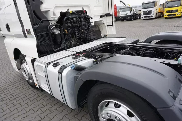 MAN TGX / 26.510 / E 6 / ACC / PUSHER / RETARDER / OŚ SKRĘTNA / DMC 68 000 KG zdjęcie 10